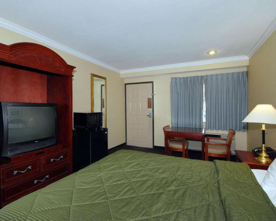 Quality Inn Near City Of Hope Duarte Esterno foto