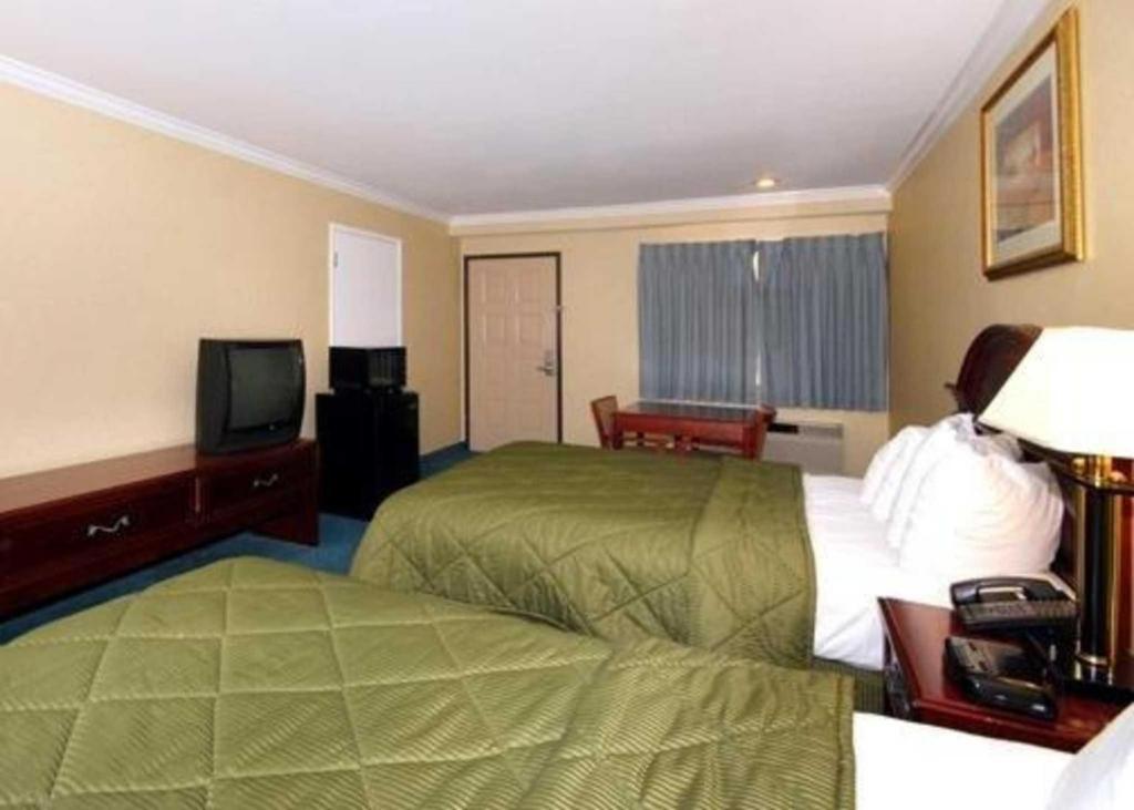 Quality Inn Near City Of Hope Duarte Esterno foto