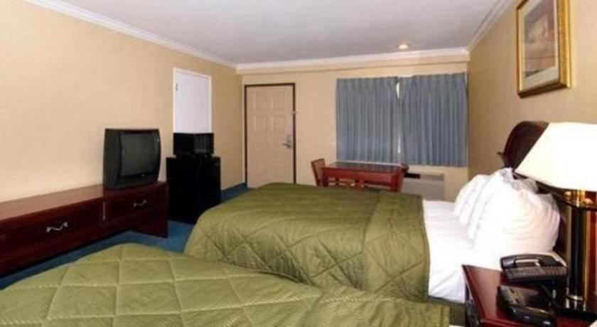 Quality Inn Near City Of Hope Duarte Esterno foto